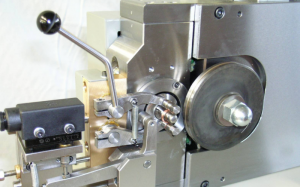 Campioni LAMFEM - Laminatoio per fedi semi-automatico